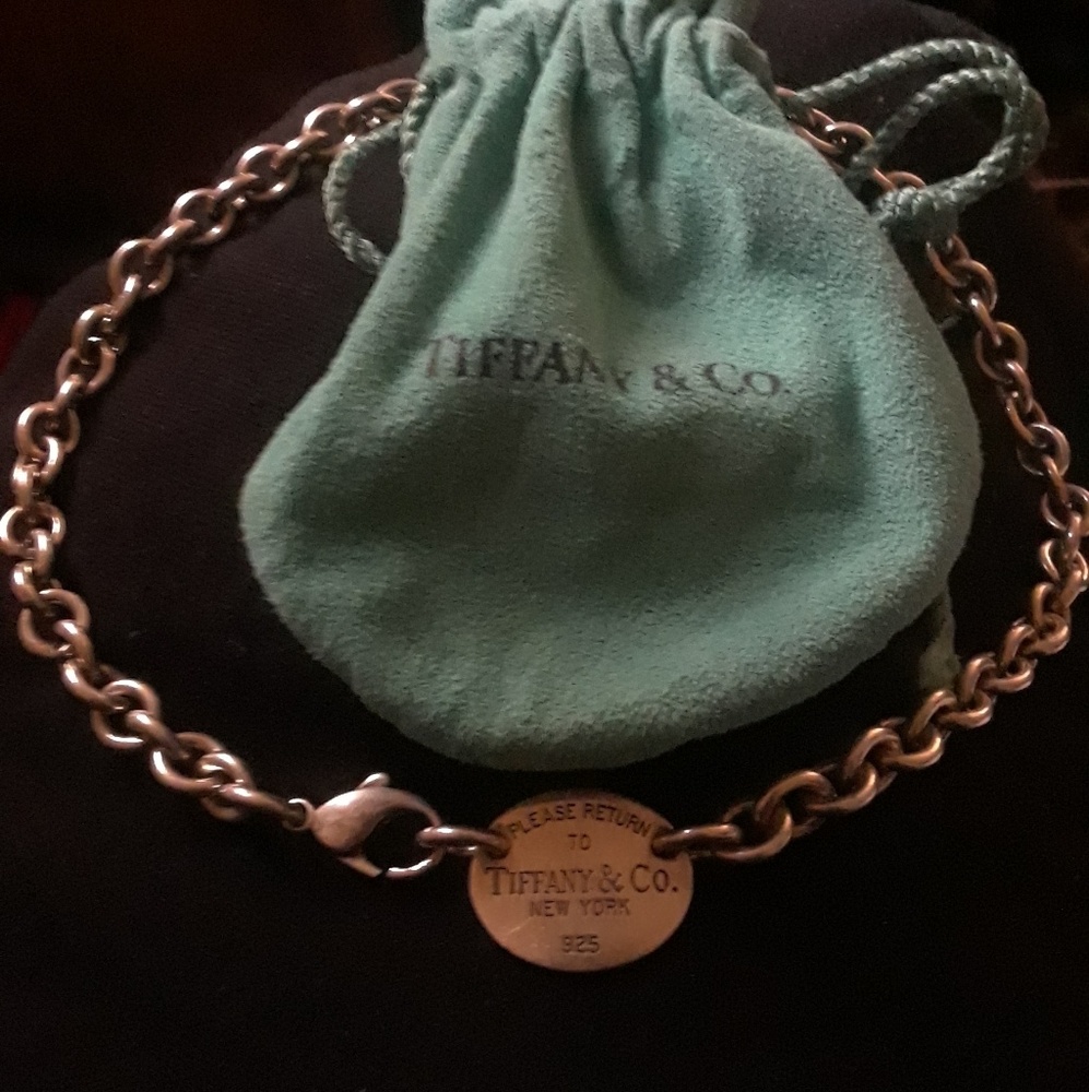 (Authentic ) Tiffany & Co. Oval return to sender